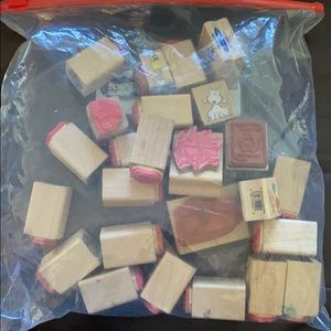 Bag of miscellaneous animal rubber stamps